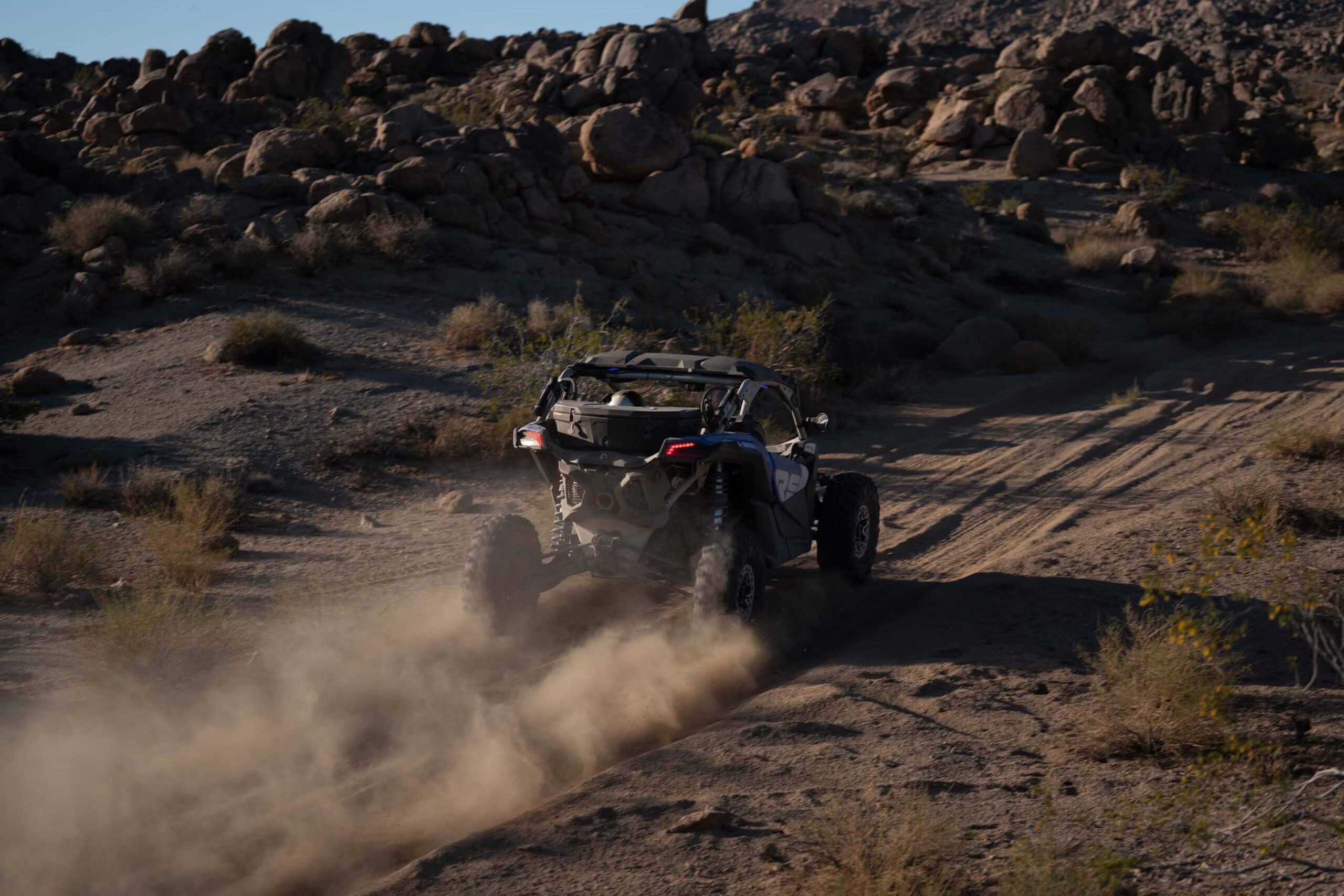 can-am-maverick-rentals-in-dubai