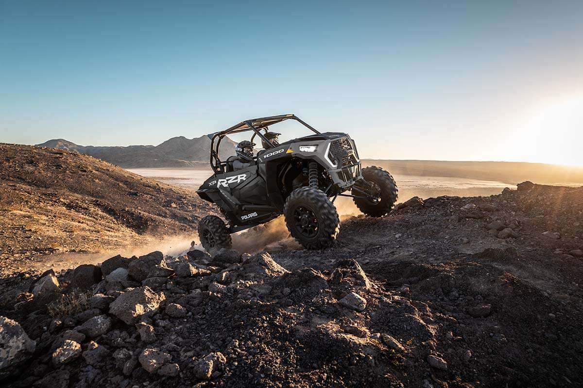 desert-safar-adventure-tours-with-latest-polaris-dune-buggy-dubai