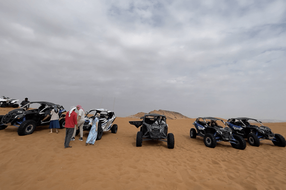 dune-buggy-rental-for-groups-dubai